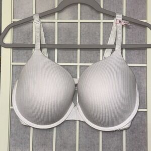 Victoria's Secret T-shirt Push Up Full Coverage White Wired Bra Size 36DDD